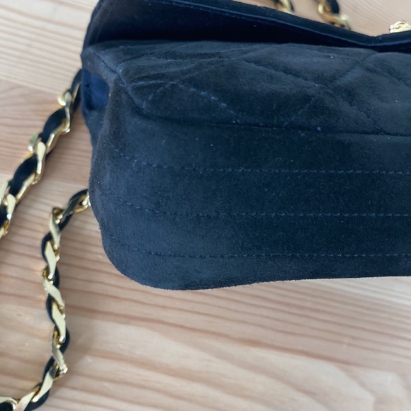 Vintage Black Suède Chanel evening purse - Picture 7 of 13
